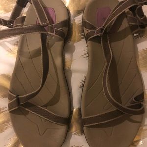 Women’s Teva sandals size 8.5